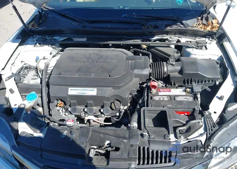 2016 Honda Accord Ex-L V-6 z USA, uszkodzony, nr VIN 1HGCT2B87GA008010